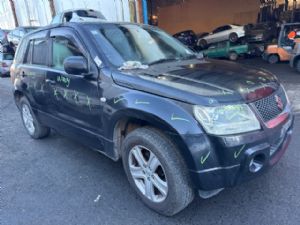 Suzuki Escudo TD54W
