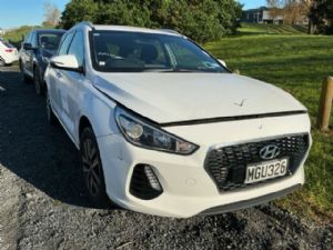 Hyundai i30 AH381