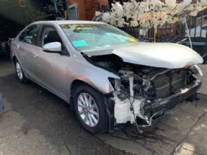 Toyota Camry AVV50