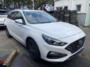Hyundai i30 AH381