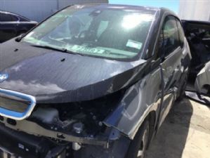 BMW I i3