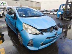 Toyota Aqua NHP10 2011-2015
