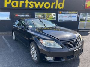 Lexus LS460 USF40