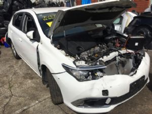 Toyota Corolla ZRE182