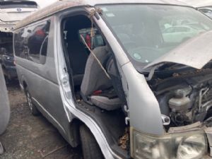 Toyota Hi-ace TRH214
