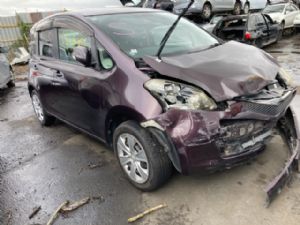 Toyota Ractis SCP100 2005-2009