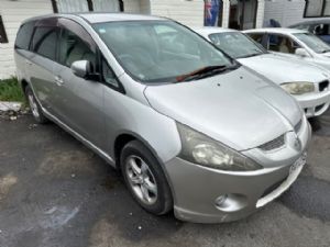 Mitsubishi Grandis NA4W