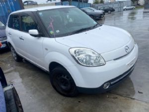 Mazda Verisa DC 2WD 01/04 on