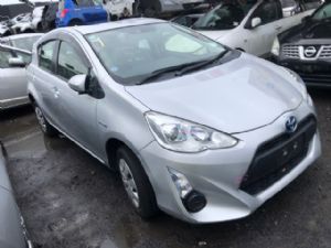 Toyota Aqua NHP10 2015-2017