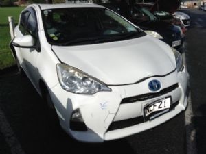 Toyota Aqua NHP10 2015-2017