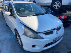 Mitsubishi Grandis NA4W