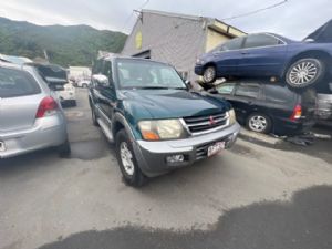 Mitsubishi Pajero V75W