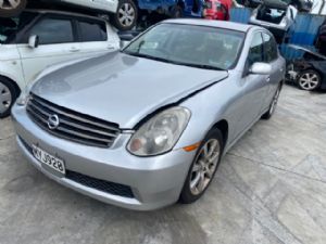 Nissan Skyline V35 2001-2004