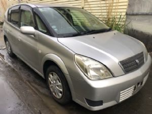 Toyota Opa ZCT10