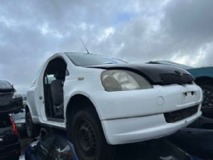 Toyota Vitz SCP10