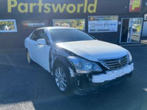 Toyota Crown GWS204 2008-2012