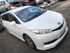 Toyota Wish ZGE20