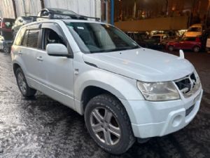 Suzuki Escudo TD54W