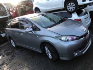 Toyota Wish ZGE20