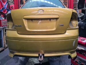 Ford Falcon BA2 XR6 10/2004 - 09/2005
