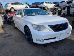 Lexus LS460 USF40
