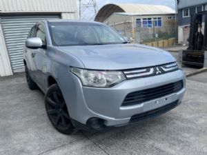 Mitsubishi Outlander GF7 2013->On