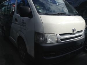 Toyota Regius TRH200