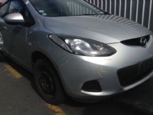 Mazda Demio DE 2007-2014
