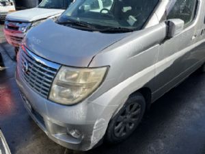 Nissan Elgrand E51 06/02-05/10