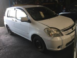 Toyota Raum NCZ20 2003-2011