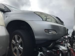 Toyota Harrier ACU30