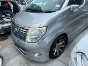 Nissan Elgrand E51 06/02-05/10