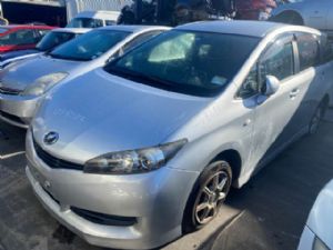 Toyota Wish ZGE20