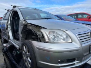 Toyota Avensis AZT251 2003-2009