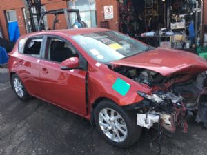 Toyota Corolla ZWE186