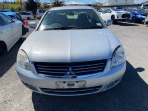 Mitsubishi 380 DB 2005-2006