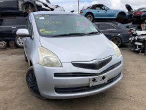 Toyota Ractis SCP100 2005-2009