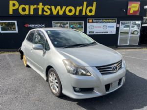 Toyota Blade AZE156
