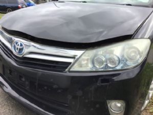 Toyota Sai AZK10