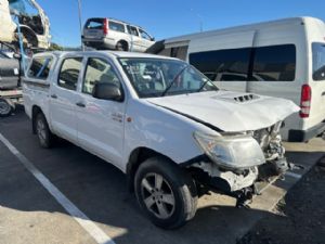 Toyota Hilux KUN26 11/2013-03/2015