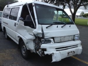 Mitsubishi L300 P15V - L300