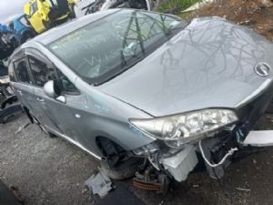 Toyota Wish ZGE20