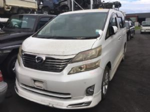 Toyota Vellfire ANH20