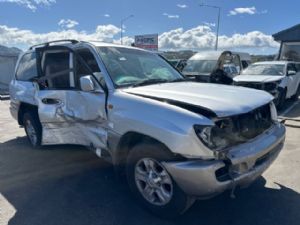 Toyota Landcruiser 100 SERIES