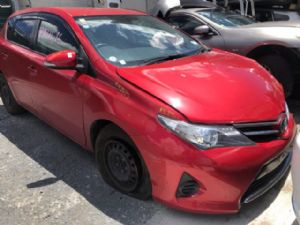 Toyota Auris NZE181