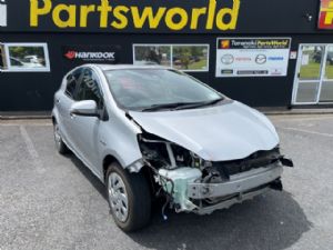 Toyota Aqua NHP10 2015-2017
