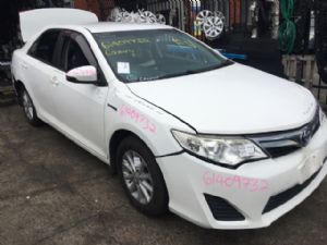 Toyota Camry AVV50