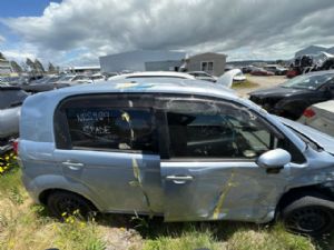 Toyota Porte/Spade NCP141