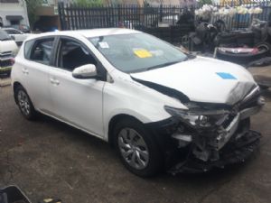 Toyota Corolla ZRE182