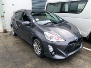Toyota Aqua NHP10 2011-2015